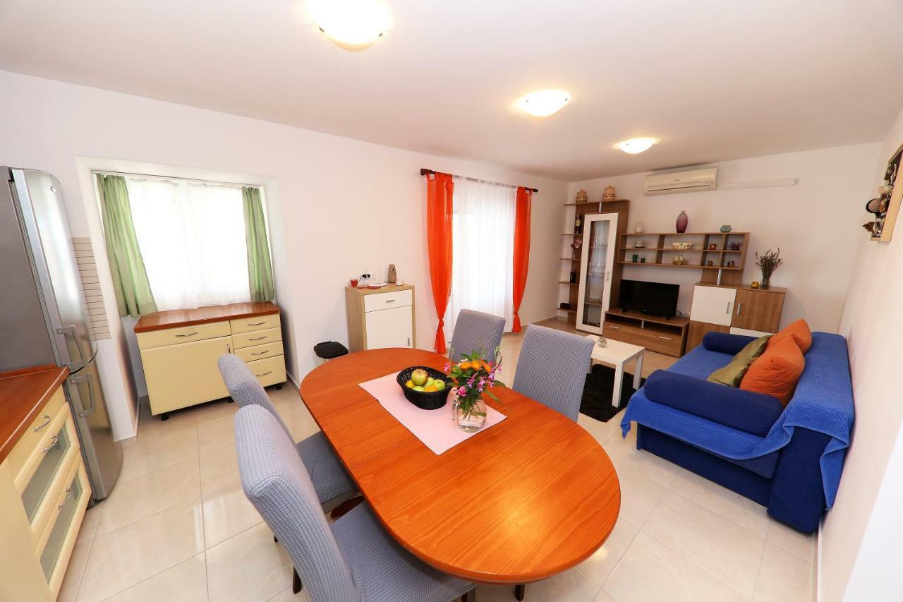Apartments Anka Rtina Zewnętrze zdjęcie