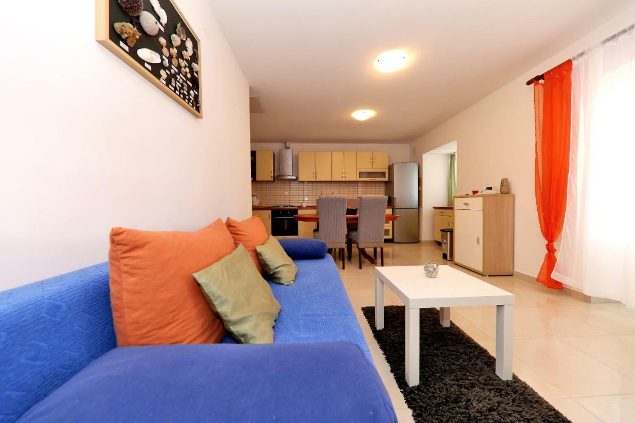 Apartments Anka Rtina Zewnętrze zdjęcie
