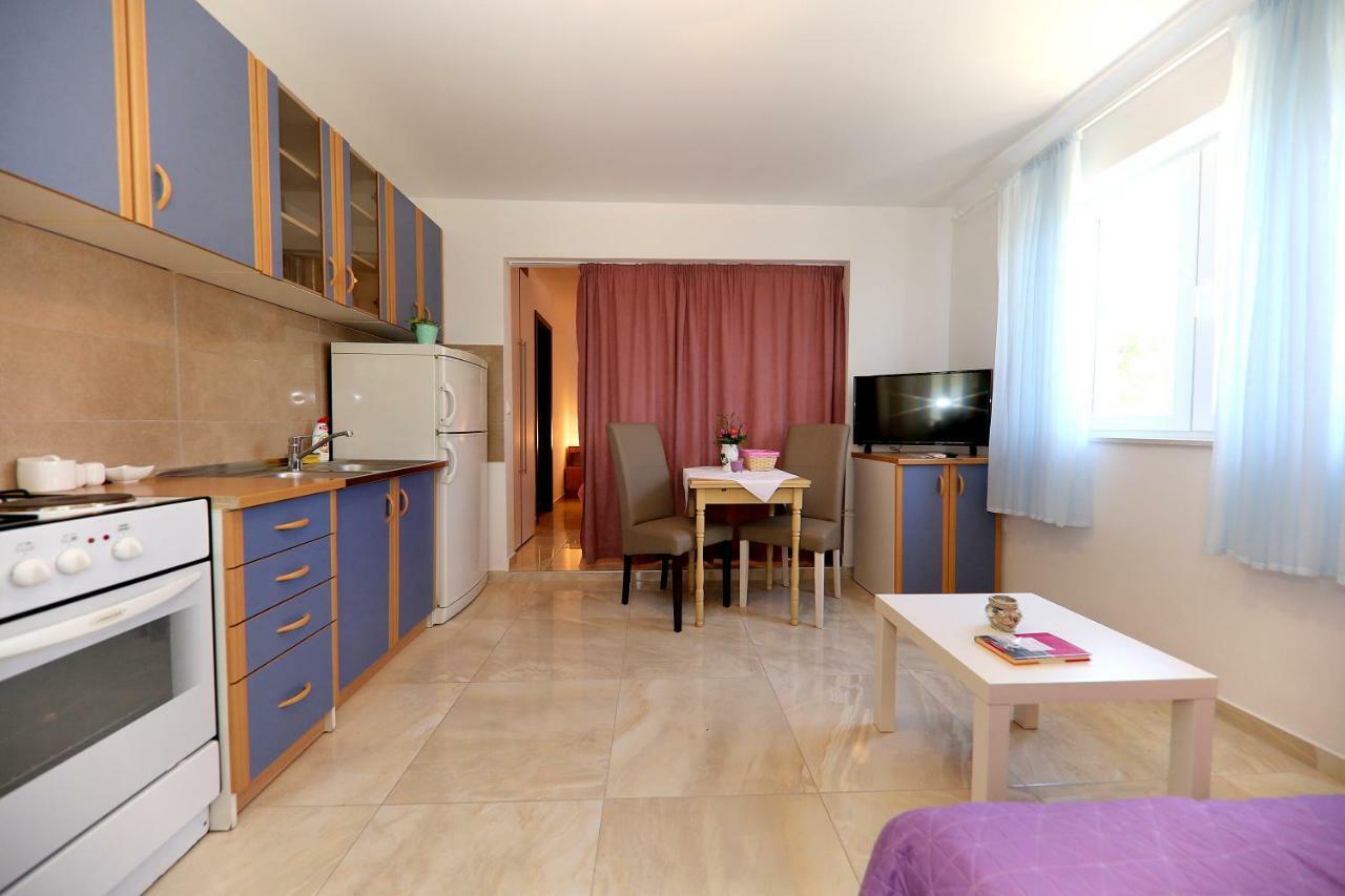 Apartments Anka Rtina Zewnętrze zdjęcie