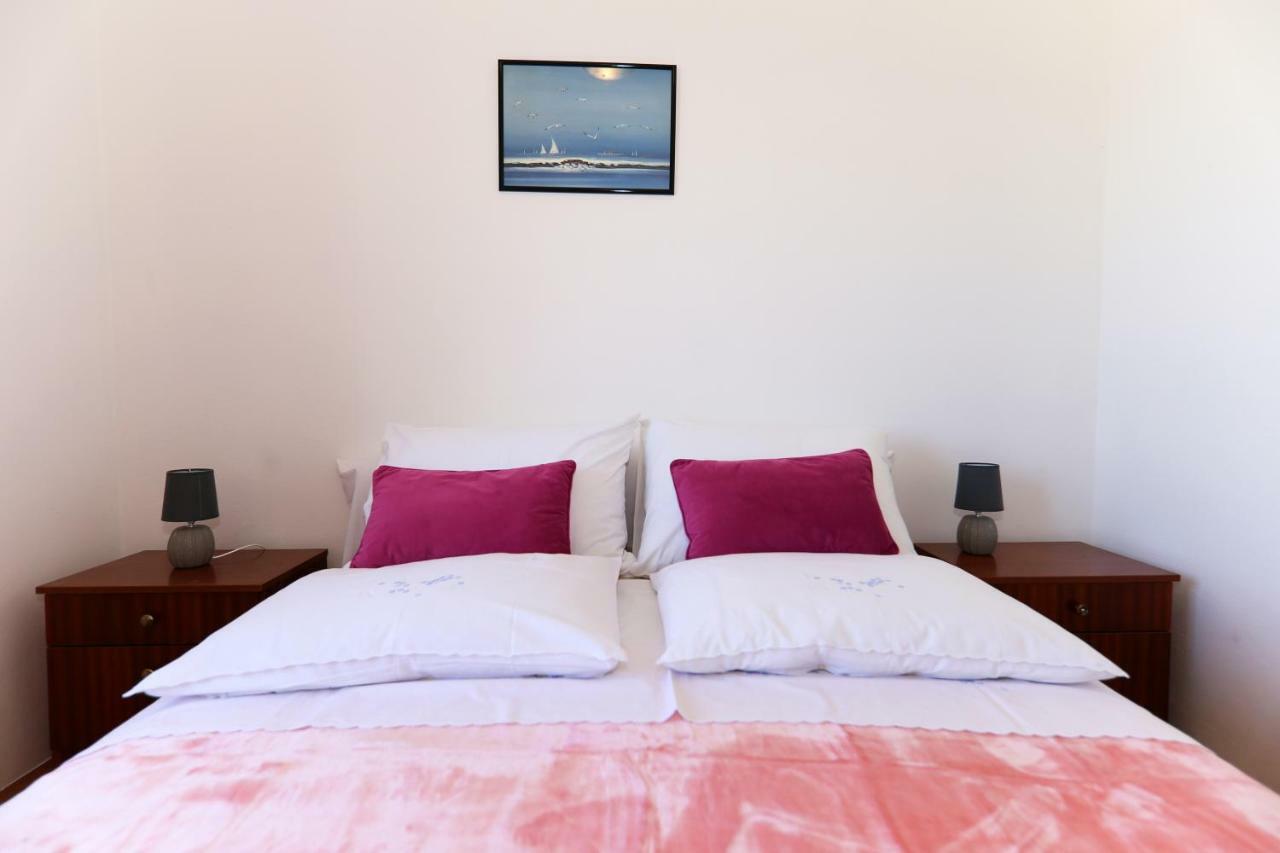 Apartments Anka Rtina Zewnętrze zdjęcie
