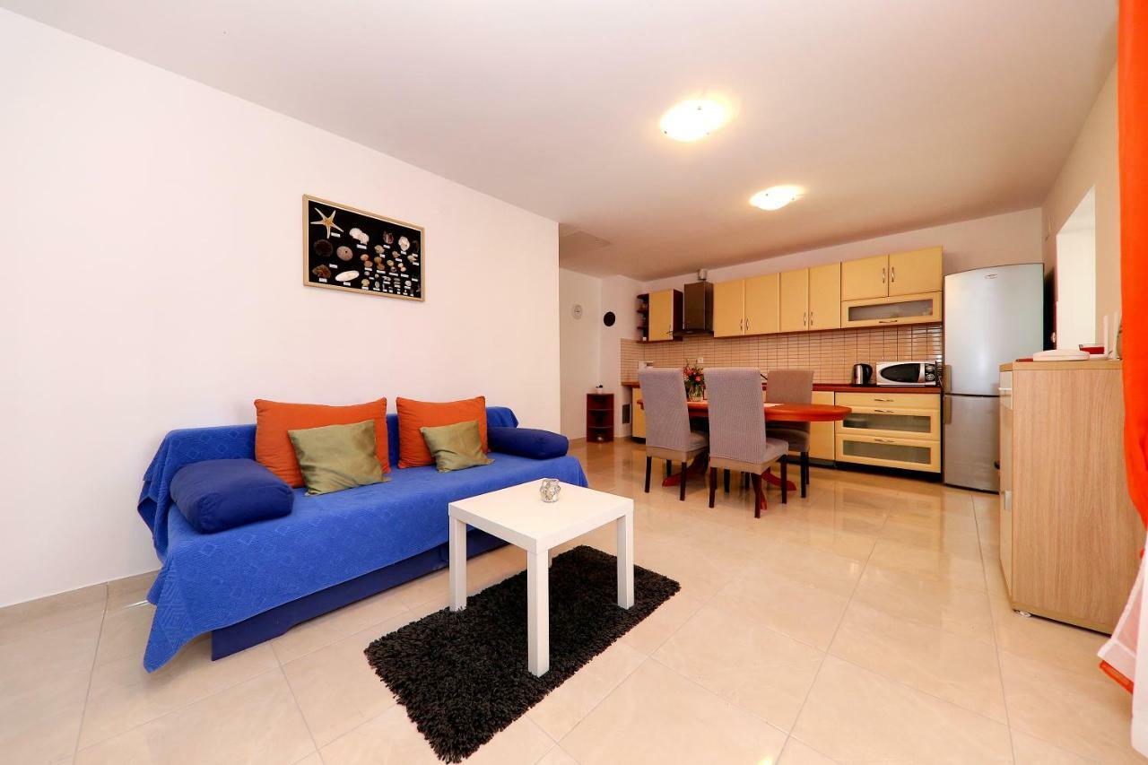 Apartments Anka Rtina Zewnętrze zdjęcie